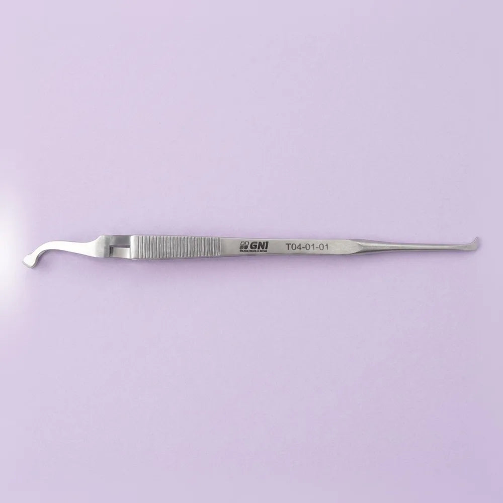 Bracket tweezers: bracket placement tweezers for carrying and seating brackets accurately onto etched enamel