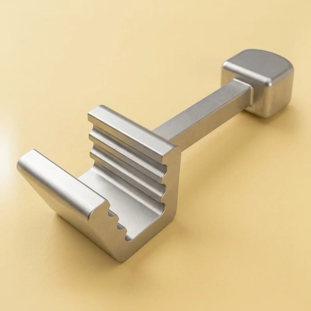 Crimpable hook square: square-section crimpable hook for elastic attachment