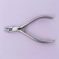 Loop forming plier: tweed-pattern loop forming plier with stepped beaks for producing consistent loop diameters