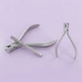 Torque bending plier: torque bending plier for placing third-order bends in rectangular archwire; male and female pairs work together